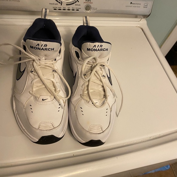 Men’s Nike Tennis Shoes Size 12W - Picture 6 of 8